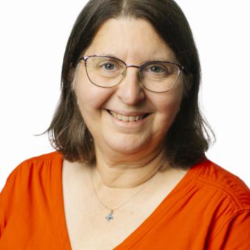 Headshot of Cathy Downs