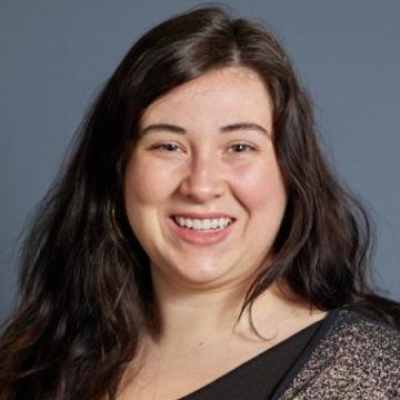 Headshot of Elise Crawford