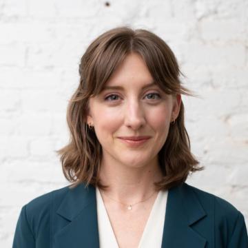 Headshot of Ellie Quinlan