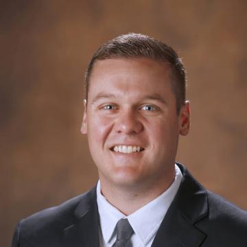 Headshot of Hunter Barrett