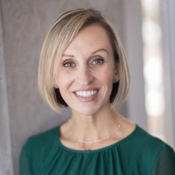 Headshot of Jodi Robinette