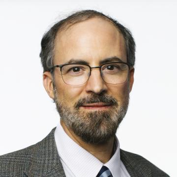 Headshot of Stephen Keith